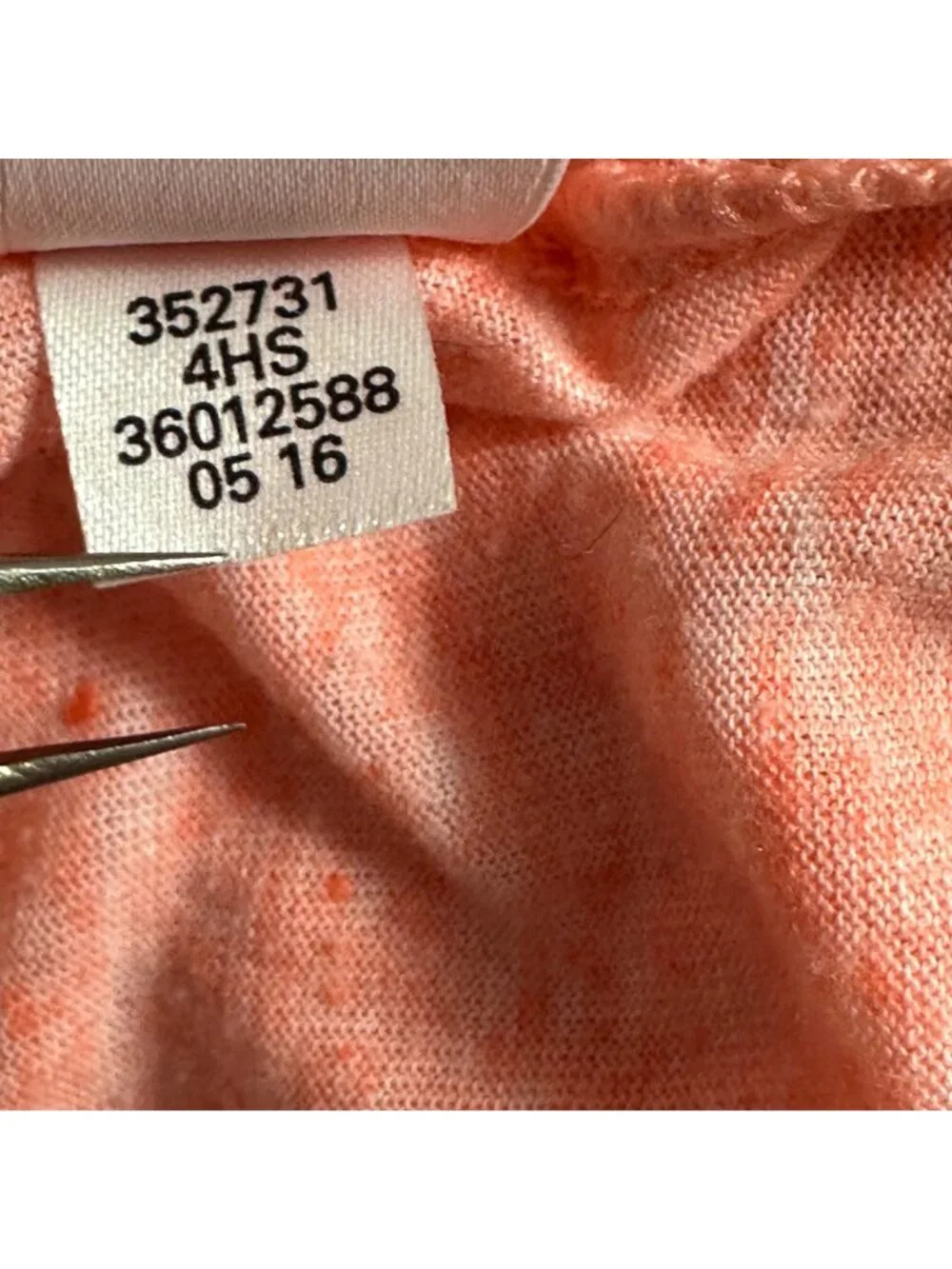 Victoria's Secret Coral V-Neck T-Shirt M Polyester/Linen Blend Beachy Vacation - Picture 9 of 12